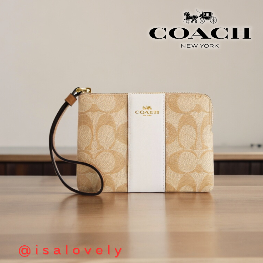 📌Isa Lovely Shop📌  COACH CR945 CORNER ZIP WRISTLET IM/LIGHT KHAKI/CHALK LT SADDLE