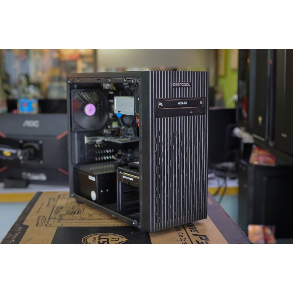 คอมมือสองพร้อมใช้งาน Intel core i3-9100F การ์ดจอ GT710