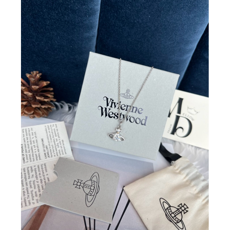 Reina Pendant Silver Vivienne Westwood สีเงิน [ของแท้ พร้อมส่ง]