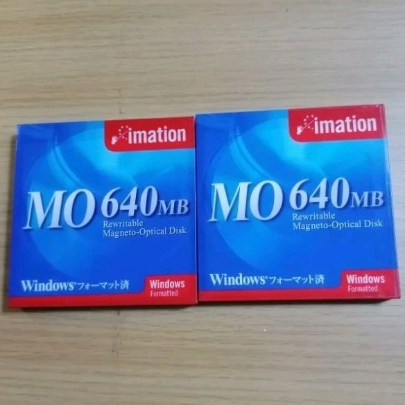 MO เปล่า ใช้เก็บข้อมูล  "Imation" ( 0D3-640S WIN)   1แพ็คมี2แผ่น