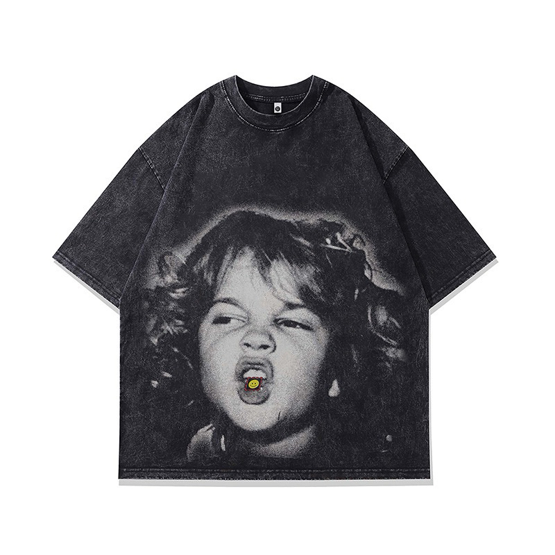 พร้อมส่ง] Spenzer.street | A Girl ewws โอเวอร์ไซส์ เสื้อผ้าสตรีท เนื้อผ้าดี ทันกระแส unisex 2024 ขายดี