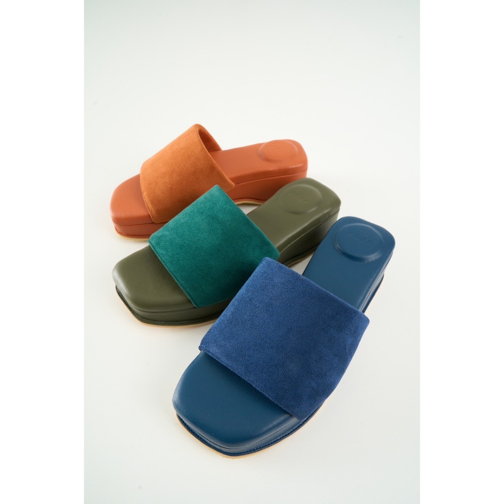 PUFFSHOES.OFFICIAL : PLAY ( version 2 )