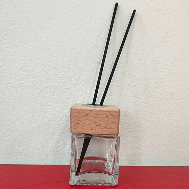 ขวด Reed Diffuser ขวดก้านไม้  ขวดก้านไม้ปรับอากาศ แก้วเหลี่ยมฝาไม้ ฝาพลาสติก  ปรับอากาศ 50 ml. / 100 ml.