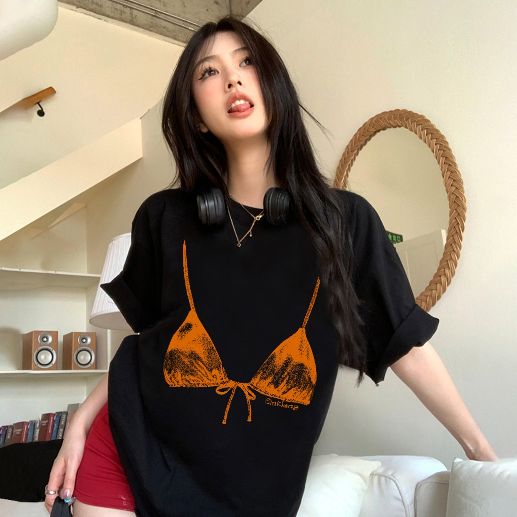 TOP สไตล์เกาหลี เสื้อยืดผู้หญิง พิมพ์บิกินี่"BRAA" เสื้อยืดผู้หญิง oversized คอกลม สาวอ้วน เเขนสั้น ส่งจากไทย
