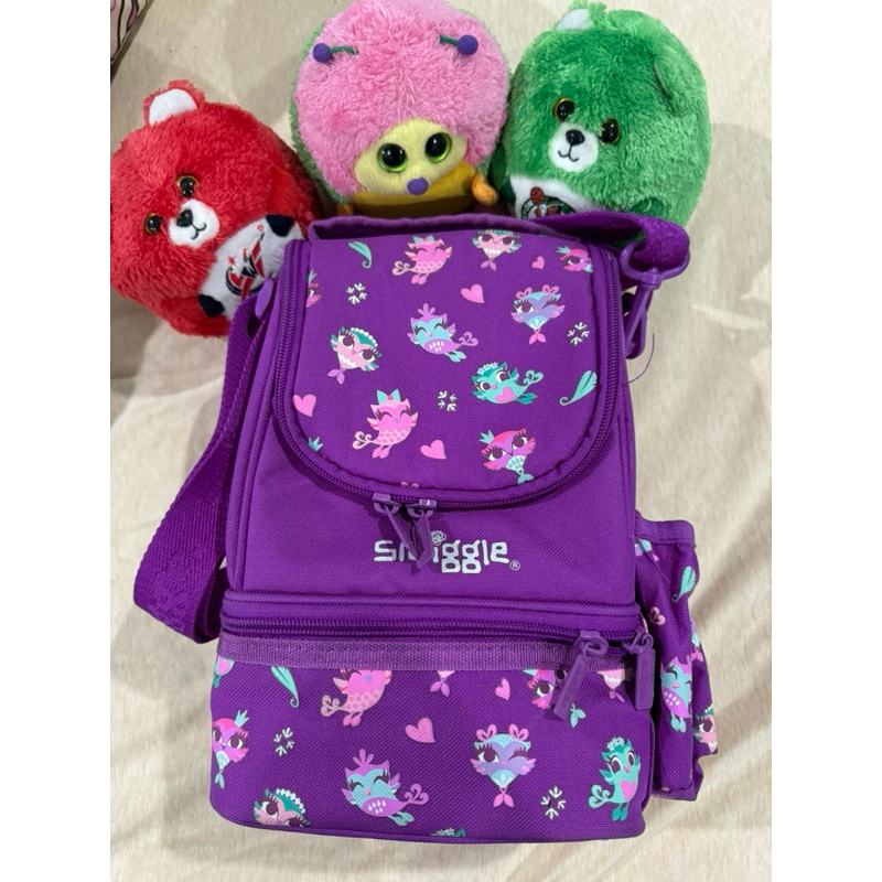 กระเป๋าสะพายข้าง Smiggle ใบเล็ก มือ 2 ของแท้จากช้อปสิงค์โปร์