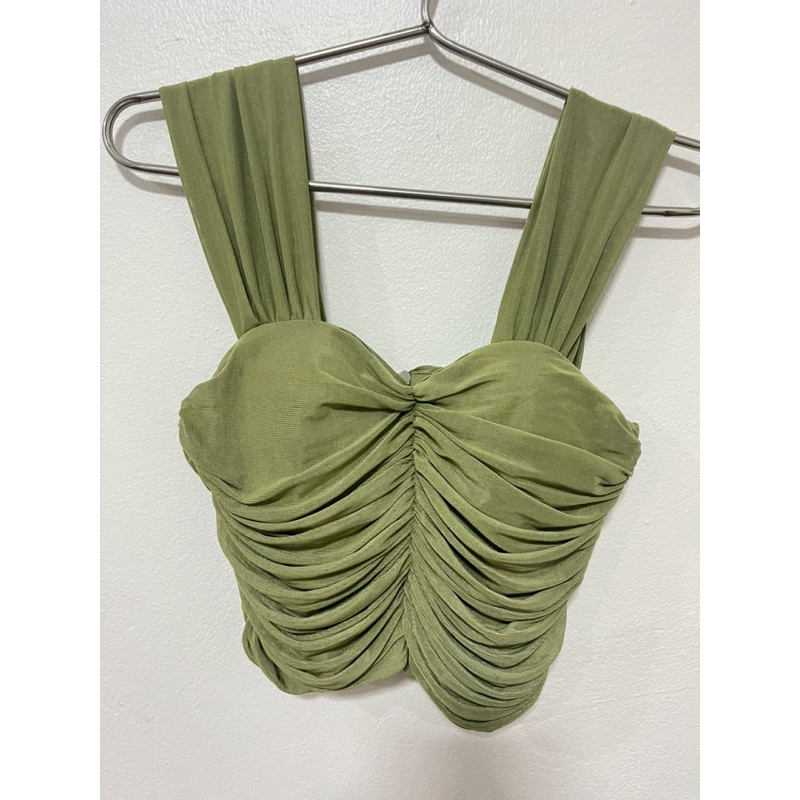 F63 เสื้อคอปจับจีบผ้าชีฟองสีเขียวอ่อน