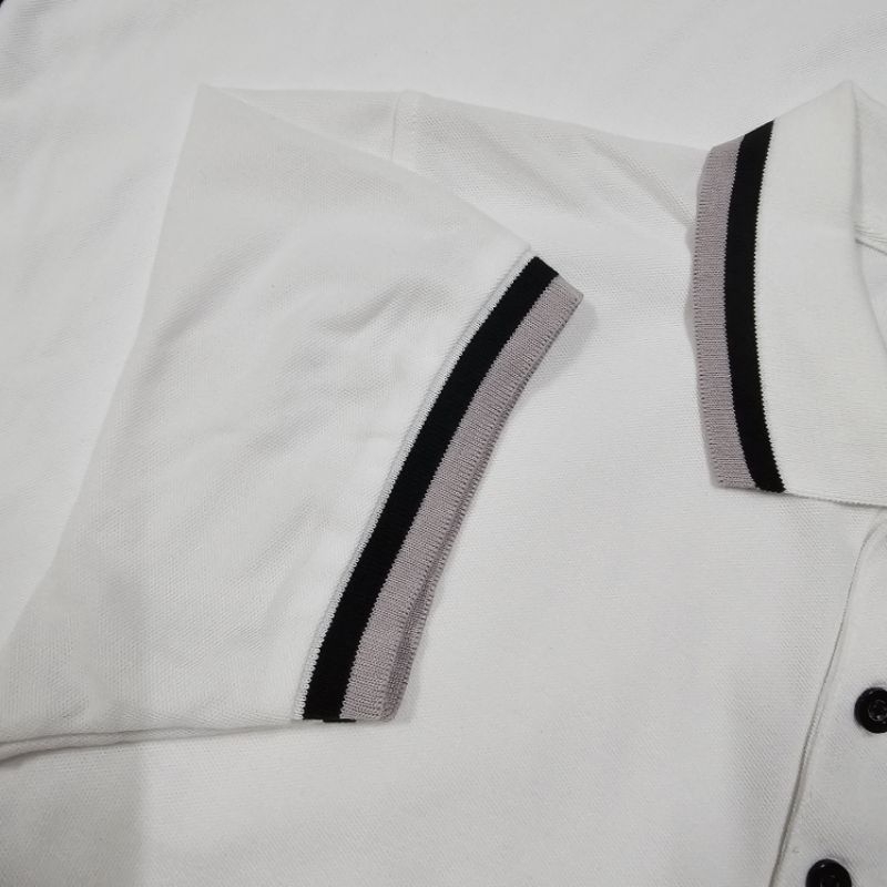 เสื้อโปโลสีขาว​ งานมือ1(มีตำหนิ)​