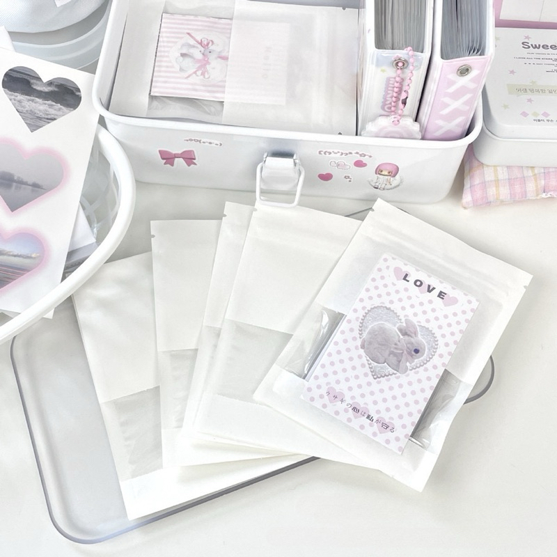 พร้อมส่ง!ถุงซิปล็อคสีขาว มีหน้าต่างใส แพค10ชิ้น ซองสำหรับแพคการ์ด ใส่สินค้า สวยมาก ราคา ถูกที่สุด ดีลบีเคเค แกลเลอรีภาพที่ 4