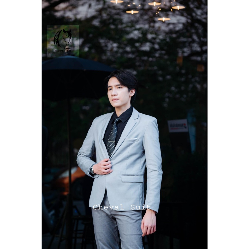 ตะกร้าใหม่ ชุดสูทผู้ชายสีเทาอ่อน รุ่น 1 กระดุม เสื้อสูท+กางเกง สินค้าพร้อมส่ง ชุดสูทผู้ชายใส่ออกงาน ชุดสูทผู้ชายใส่ทำงาน