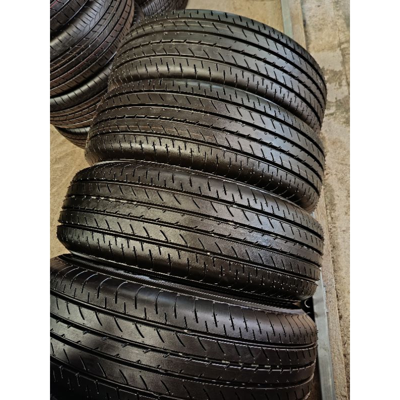 ยางถอดป้ายแดง 215/65R16