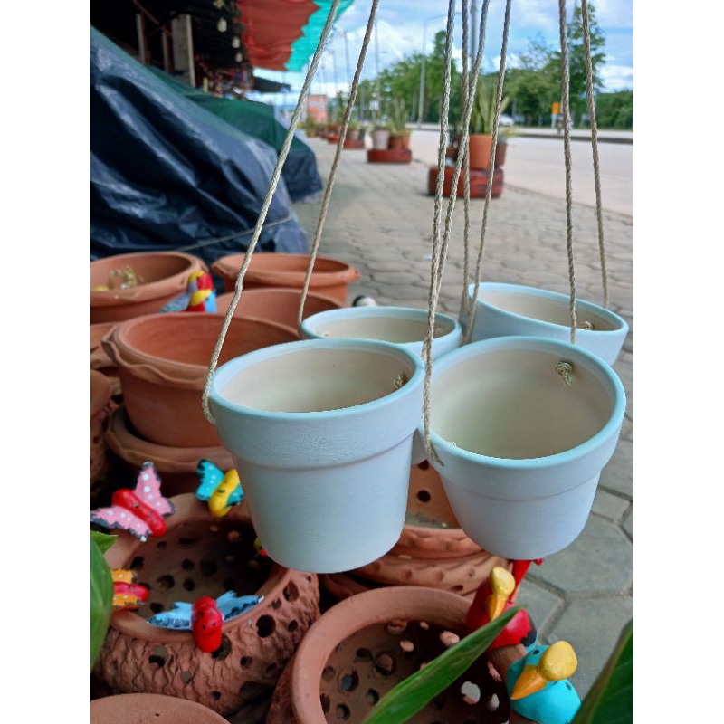 #กระถางแขวนสีขาวล้วนเซรามิค(4ใบราคา109บาท)