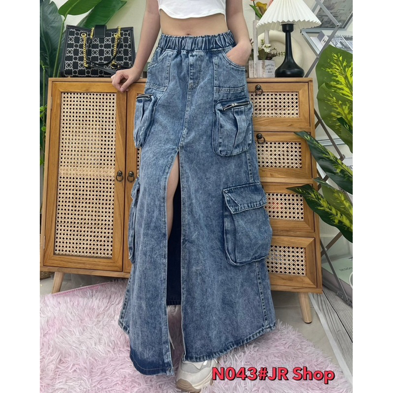 กระโปรงยีนส์คาร์โก้ ทรงยาว ผ่าหน้า8กระเป๋า ใช้งานได้จริง  เอวสม็อค ใส่สวย ดูหรูดูแพงสุดๆ