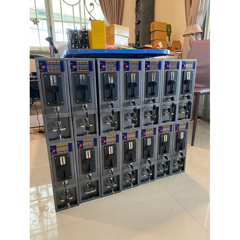 กล่องหยอดเหรียญแบบรับได้ทุกเหรียญ เปิดหน้ารุ่นB99