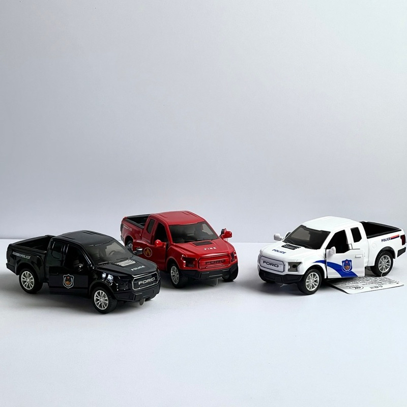 รถของเล่น รถกระบะโมเดล รถกระบะตำรวจดับเพลิง FORD FIRE - POLICE มีไฟ และ เสียง โมเดลสมจริง เปิดประตู ล้อหมุนได้ เล่นสนุก