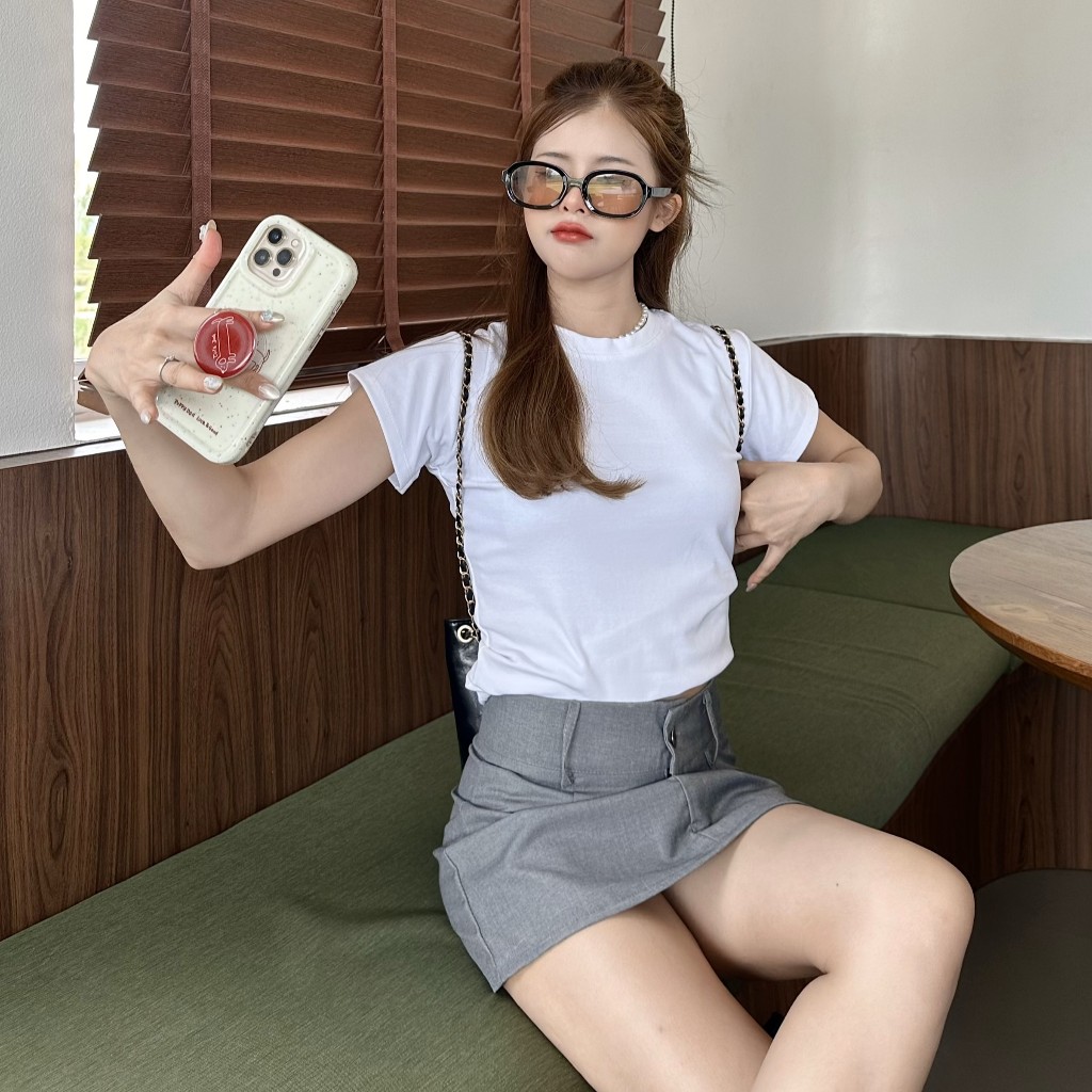 MesubShop เสื้อครอปเข้ารูป คอกลมแขนสั้น ผ้ายูนิโคล่   ทรงน่ารักมาก BABY-TEE ผ้ายืดตามตัว พร้อมส่งจ้า รุ่น กิมจิ