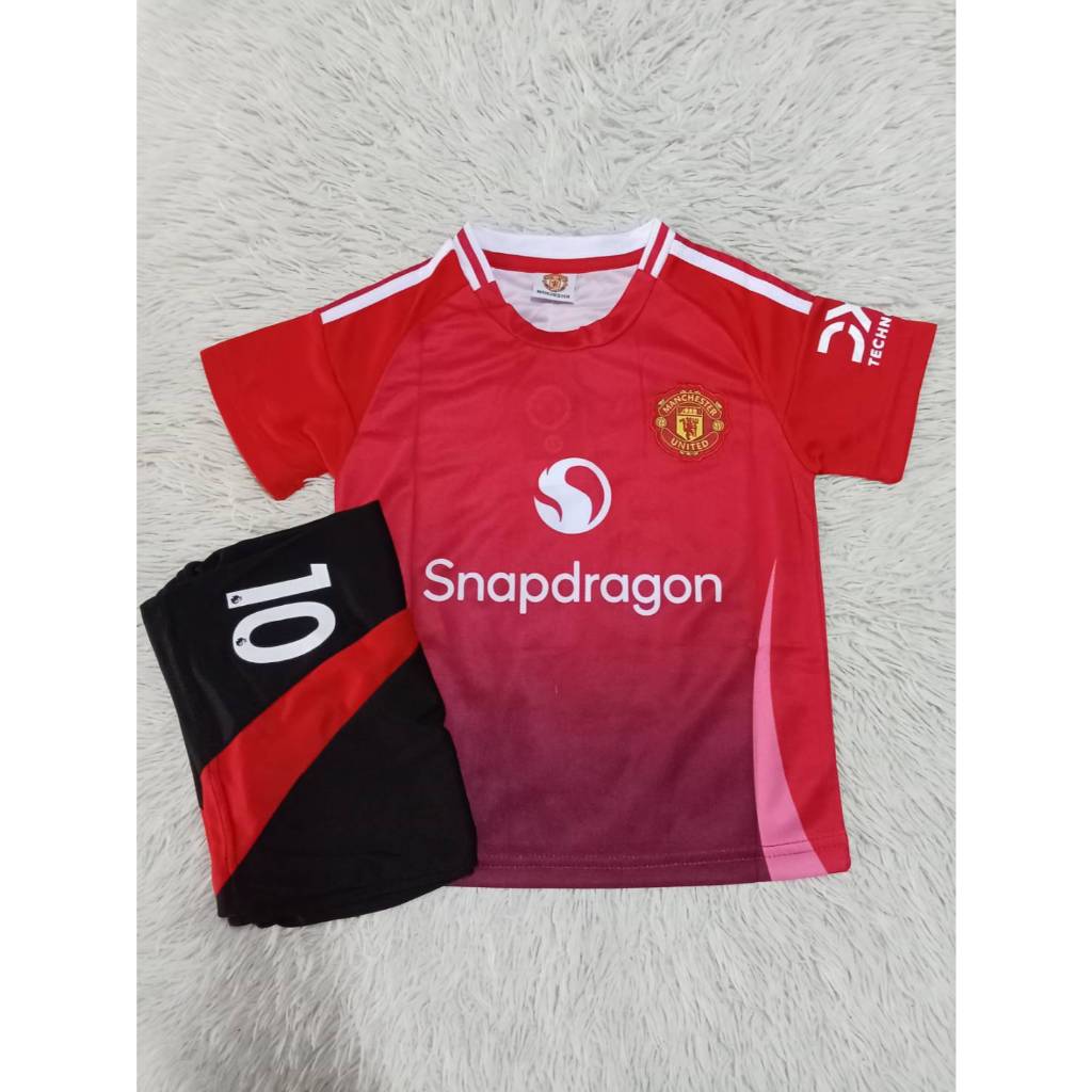ชุดเซ็ทกีฬาเด็ก ทีมแมนยูManU สกรีนเบอร์10ชื่อเเรชฟอร์ด ได้เสื้อ+กางเกงปี2024-2025 ใหม่ล่าสุด ป้ายงานปักราคาถูก