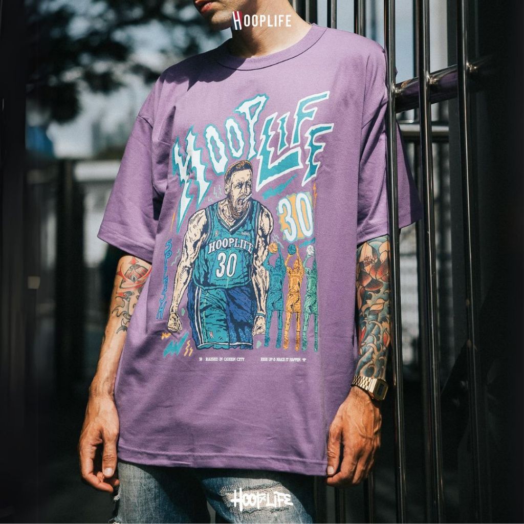 เสื้อยืดแนวสตรีท Stephen Curry - The Charlotte Iconic MOC Oversize Tee