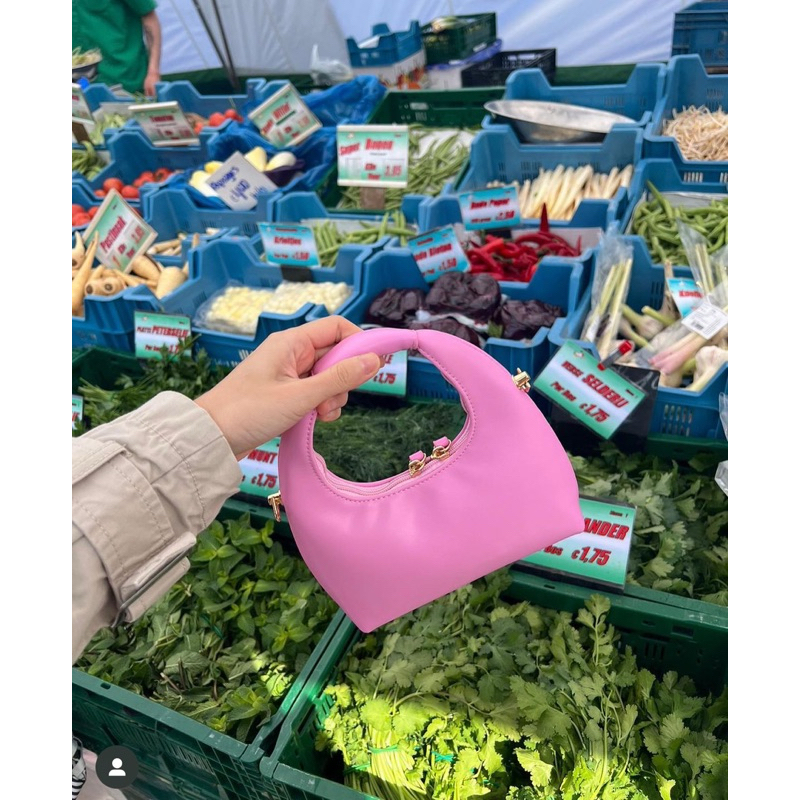 กระเป๋าสะพายข้าง The july mansion