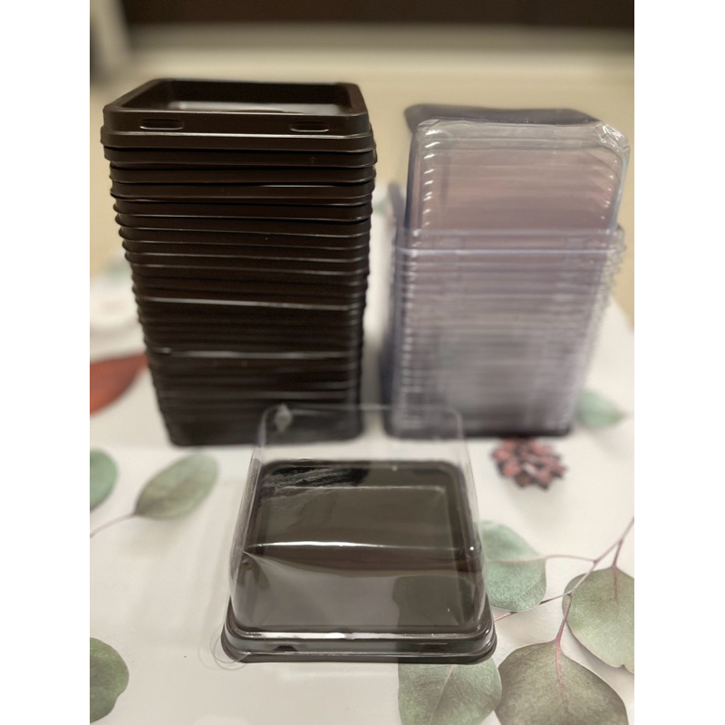 E-75 กล่องเบเกอรี่ กล่องขนม ฐานน้ำตาล ฝาใส มี 32 ใบพร้อมฝา พร้อมส่ง