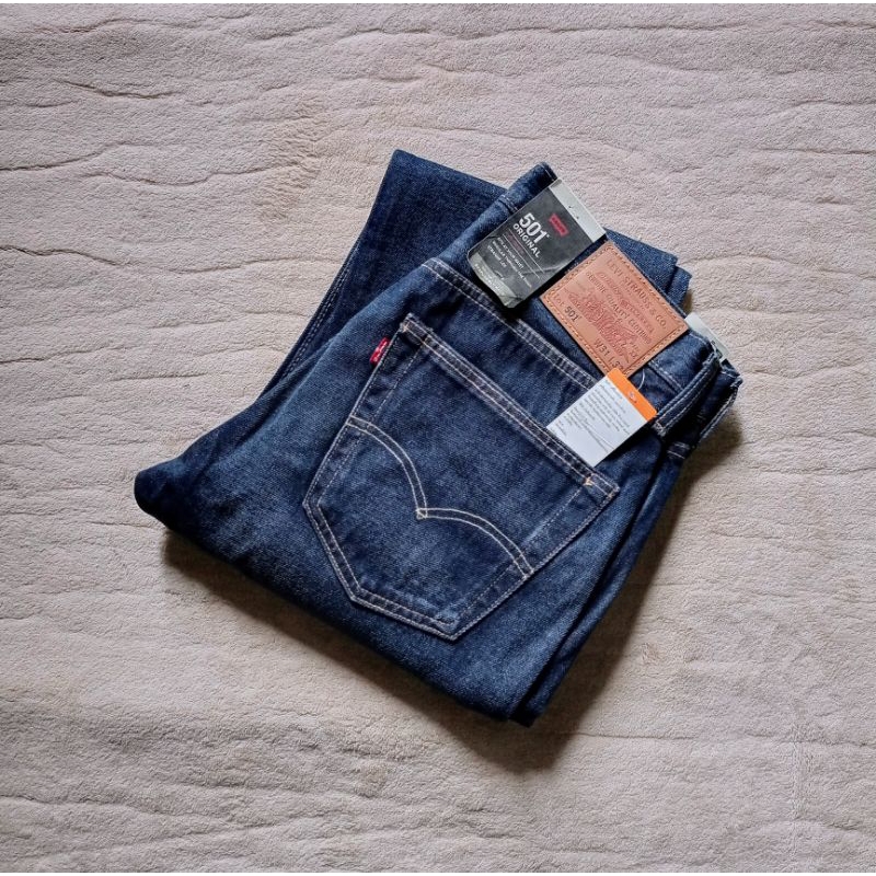 ลีวายส์ 501- 3411 Original Jeans (Big E.) กางเกงยีนส์ผู้ชาย made in Egypt แท้ ผ้าไม่ยืด ราคา3,790฿