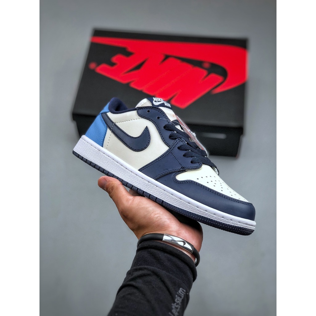 Nike Air Jordan 1 Low รองเท้าบาสเกตบอล Obsidian Toe ขนาด 36-46