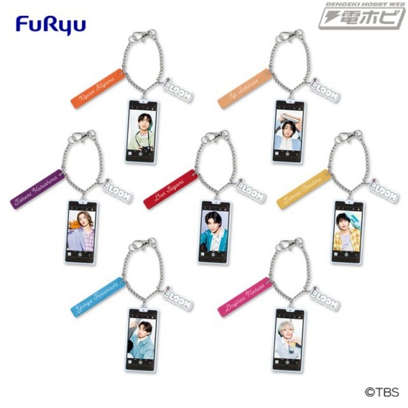 พวงกุญแจลาย Be your flower 8LOOM bag charm