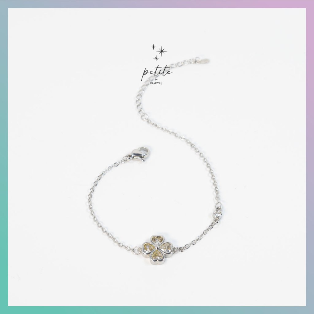 [พร้อมส่งในไทย ] Marble Clover Bracelet - สร้อยข้อมือ รูปใบโคลเวอร์ลายหินอ่อน