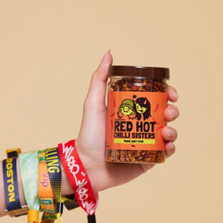 พริกคั่วกระเทียม Red Hot Chili Sisters แบบเผ็ดมาก (Mean)