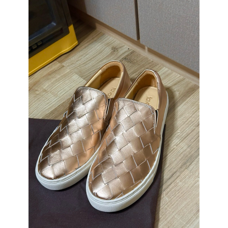 ✅ Newมือ 1 ไม่เคยใช้งาน!!! รองเท้าSize40 หนังวัวแท้แบรนด์ Favoriteshoes by Picha