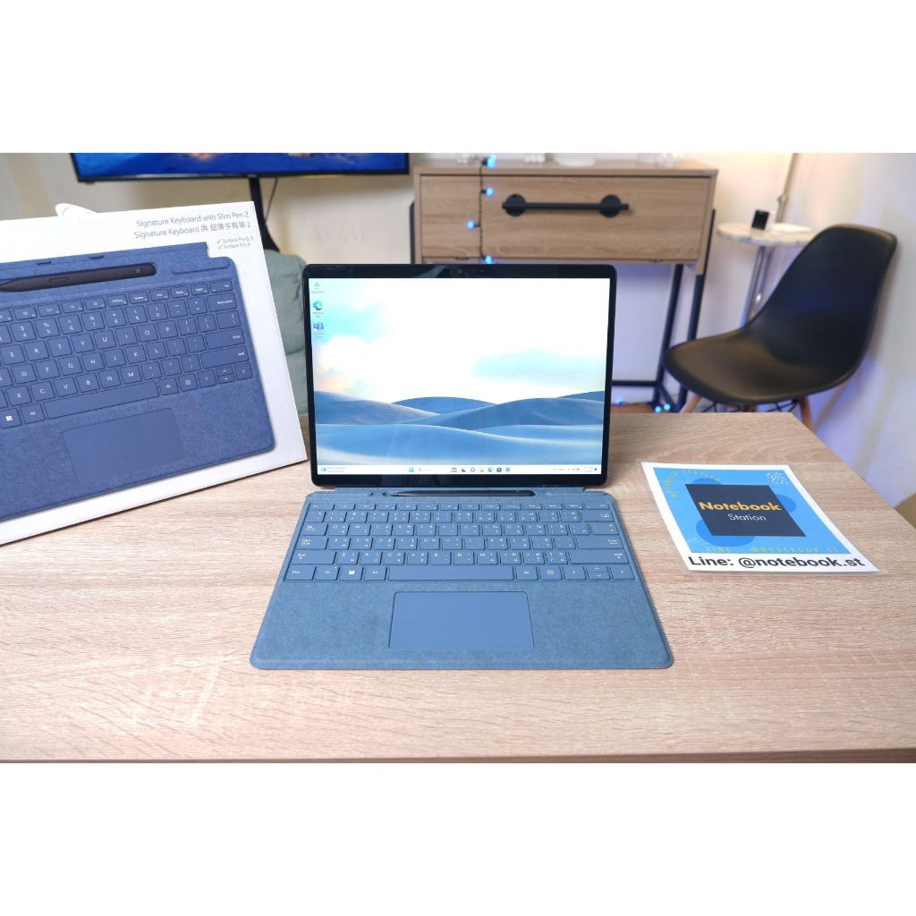 MICROSOFT Surface Pro X ทัสกรีน ถอดจอได้ มีปากกา คีย์บอร์ดไฟ ใส่ซิมได้ MICROSOFT SQ1 Ram8 SSD256 ขาย
