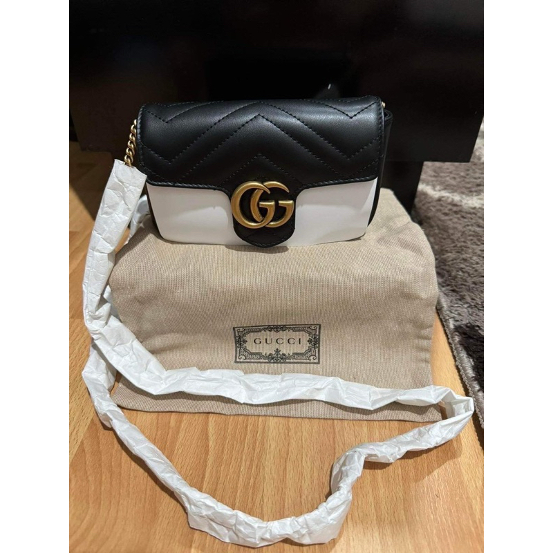 [กระเป๋าแท้ออกช็อป 💯] New Gucci GG Marmont super mini bag Size 6.5 x 4 x 2 นิ้ว (อปก.กล่อง ถุงผ้า กา