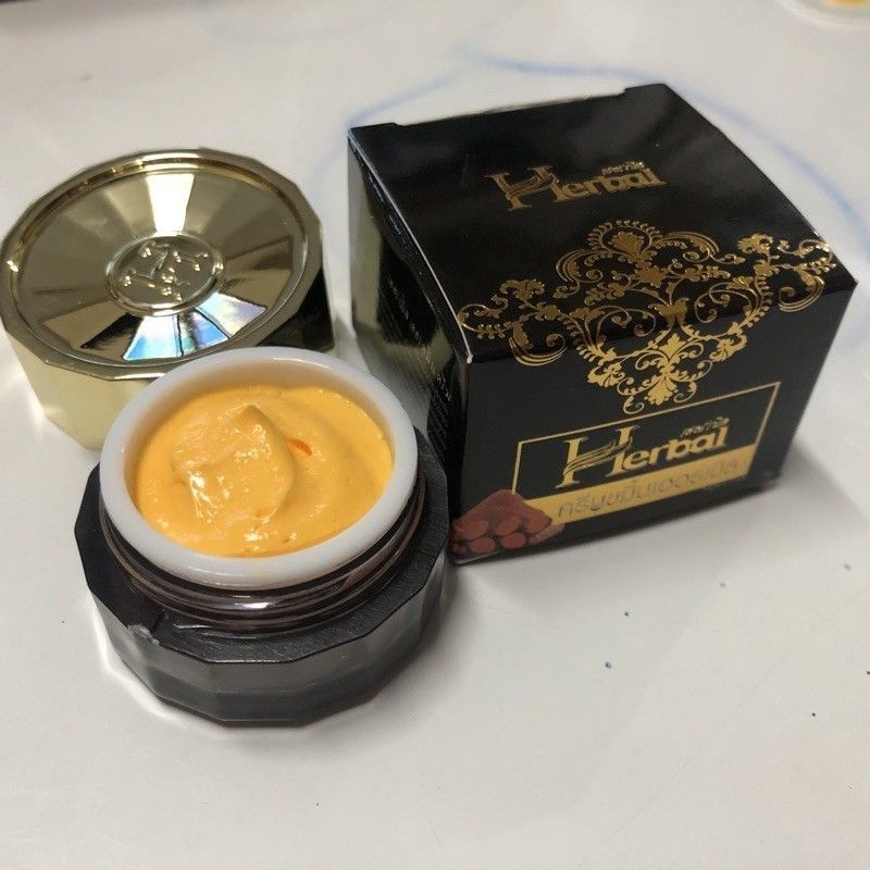 ครีมขมิ้น Herbal ขมิ้นเฮิร์บ เฮอร์เบิล ครีมสมุนไพรขมิ้นแพ็คเก็จใหม่(1กระปุก)