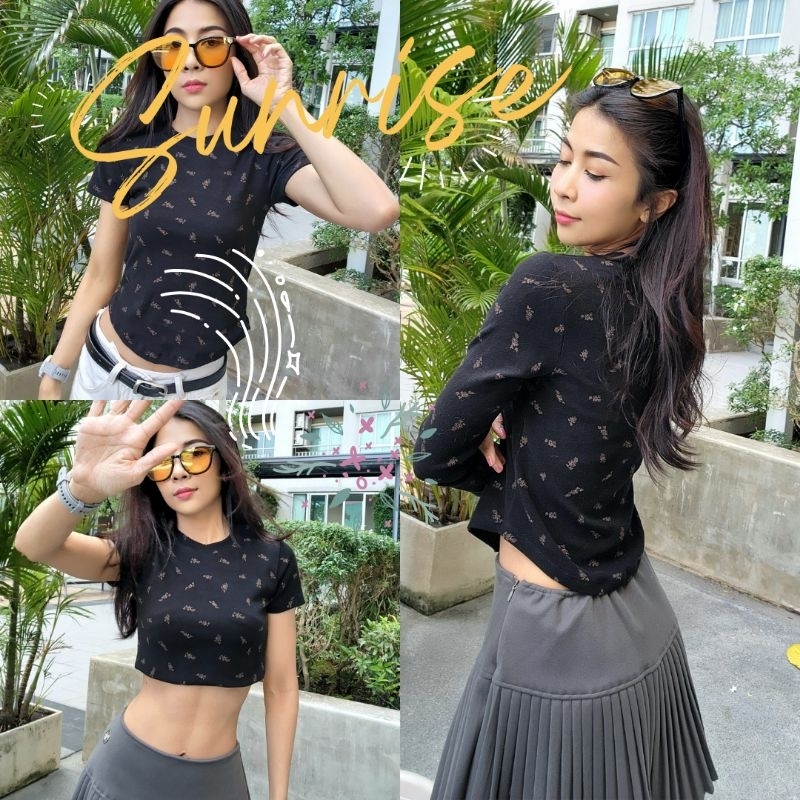 เสื้อยืดแขนสั้นและเเขนยาวผ้ายืดเกาหลีพิมพ์ลายช่อดอกไม้เล็กๆ