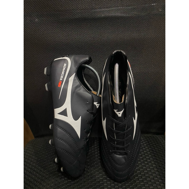 รองเท้าสตั๊ดเตะฟุตบอล Mizuno สินค้าพร้อมส่งนิ่มใส่สบายมีไซส์39--44 สินค้ามีแถมดันส่งรองเท้า(สินค้าตรงปก )