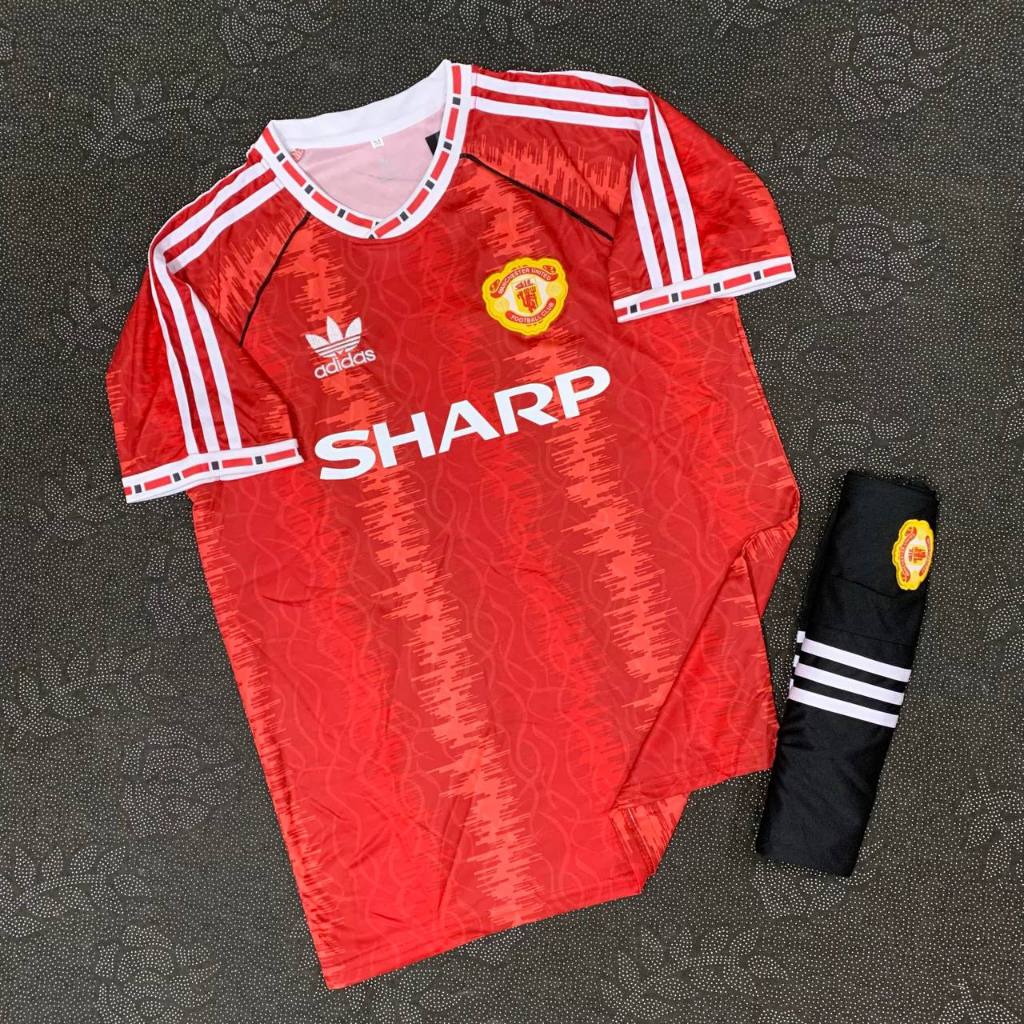 เสื้อฟุตบอล เสื้อพร้อมกางเกงชุดกีฬาใหม่ล่าสุด เนื้อผ้าดีใส่สบาย