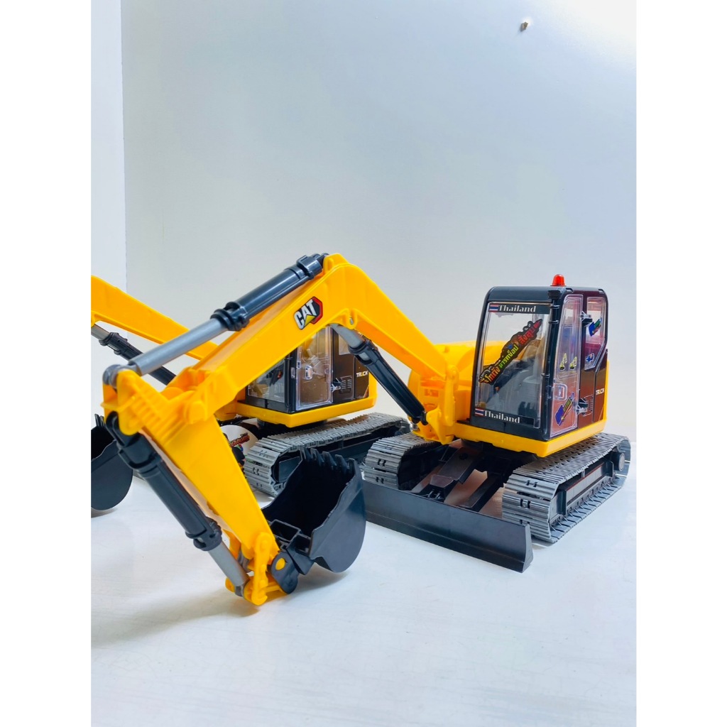 แม็กโครเล่นมือหมุนได้ล้อตะขาบ