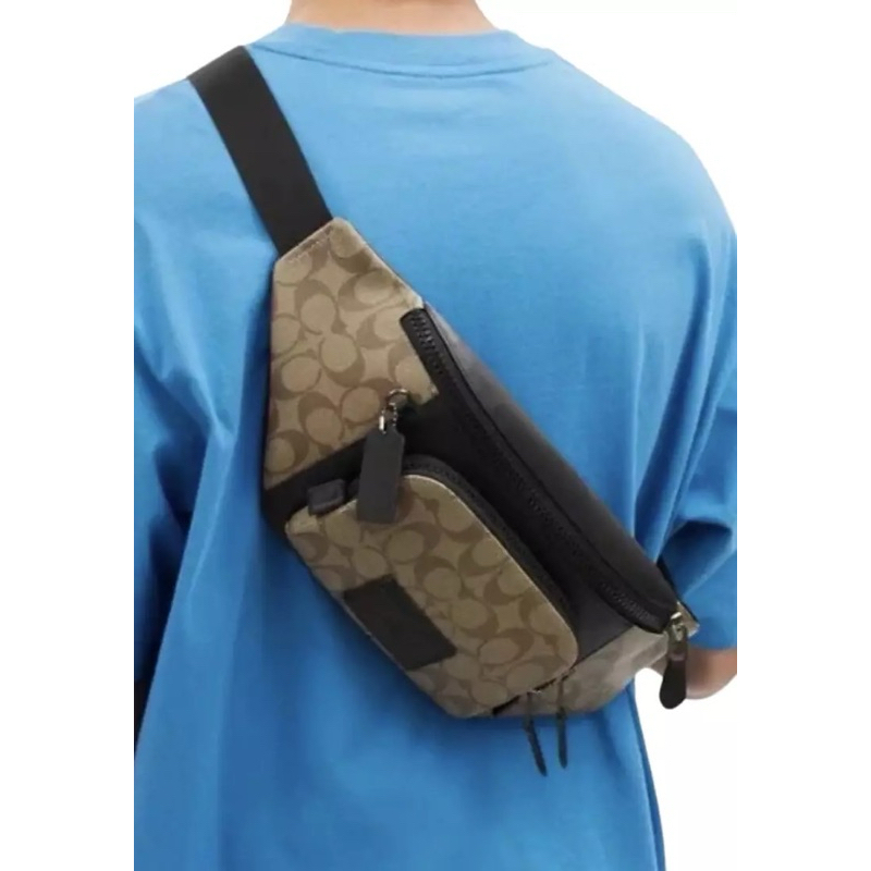 ✴️ แท้ 💯% C3765 Track Belt Bag In Signature Canvas