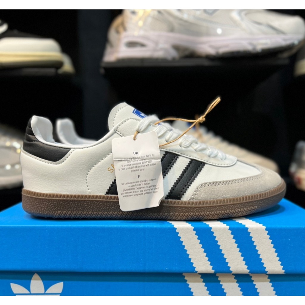 รองเท้าผ้าใบ สีขาว คุณภาพดีพร้อมกล่องแล้วแถมดันทรง1คู่ size 36--45 รองเท้าผ้าใบสำหรับผู้หญิงผู้ชาย(Sam HI)