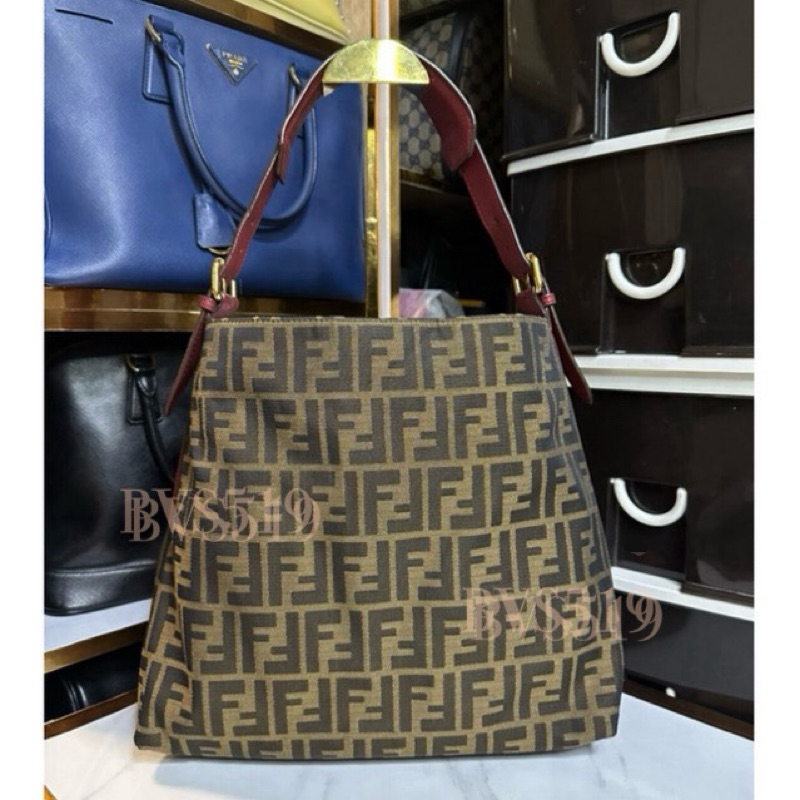 กระเป๋าทรง Tote ผ้า Canvas ลายโมโนแกรม Signature 👜Authentic FEN❤️DI Zucca Shoulderbag💯 Made