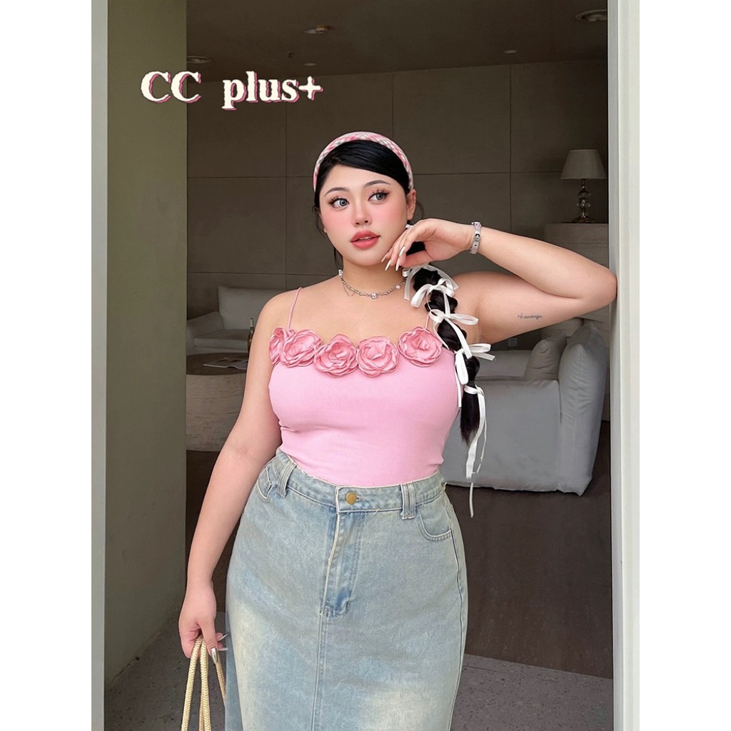 2ชิ้นลด50% (M0263) เสื้อสายเดี่ยวไหมพรม ดีเทลแต่งดอกกุหลาบ 3D สไตล์สาวพลัสไซส์