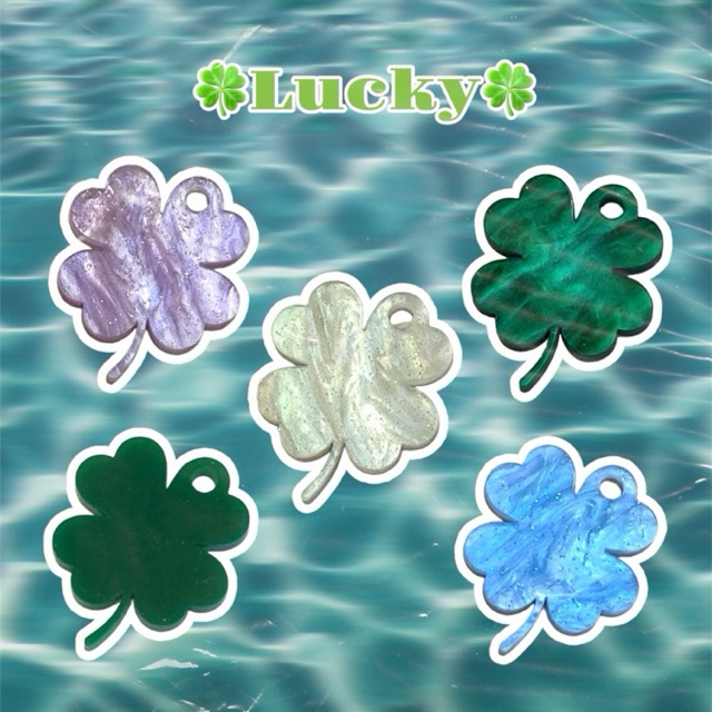✨🍀🍀Lucky Clover Leaf Keychain🍀🍀✨