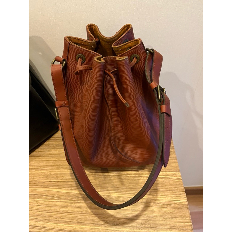 louise vuitton LV ขนมจีบ vintage noie epi brown