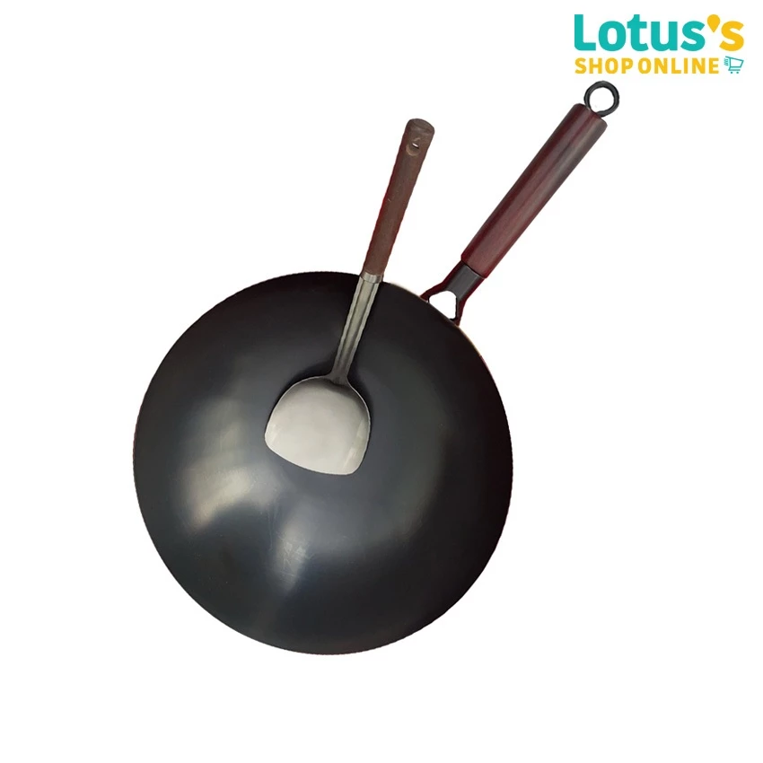 โลตัส กระทะเหล็กเผา ขนาด 32 ซม. พร้อมตะหลิว LOTUSS IRON PAN WITH WOODEN HANDLE 32 CM. AND SPATULA