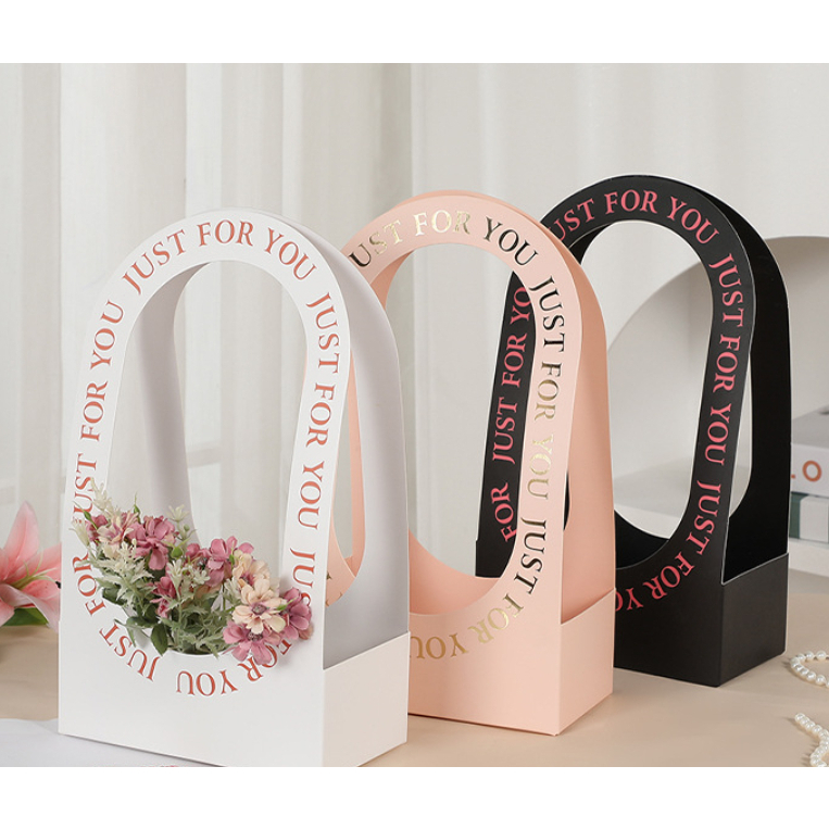 กล่องจัดดอกไม้ Just for you กระเช้าดอกไม้ แบบDIY กระเช้าของขวัญ แบบหิ้วได้ กระดาษหนา พร้อมส่ง