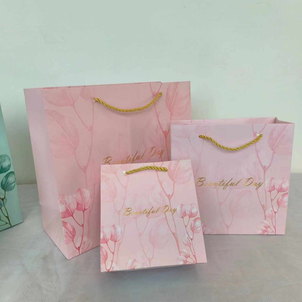ถุงของขวัญ หูหิ้ว กระดาษ แบบพับสำเร็จ ใส่ของ ช้อปปิ้ง ของขวัญ อเนกประสงค์ ใช้งานง่าย (พร้อมส่ง) ราคา ถูกที่สุด ดีลบีเคเค แกลเลอรีภาพที่ 6