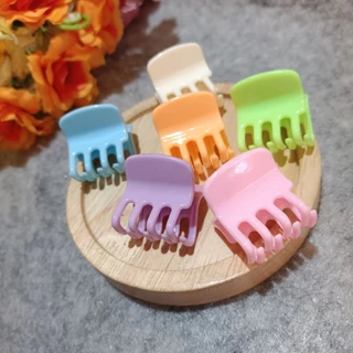 กิ๊ฟหนีบผม BTF สีหวาน มี 4ขนาด