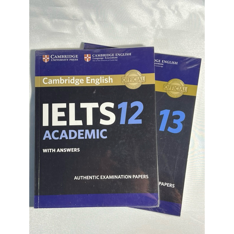 หนังสือ Cambridge IELTS 12,13 (มีแค่หนังสือ)