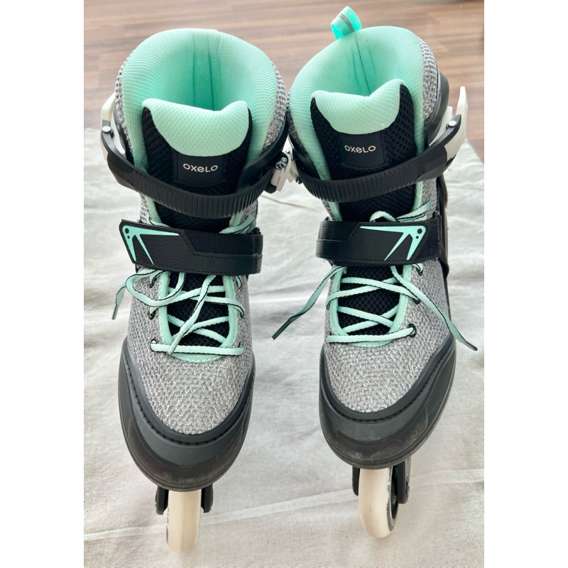 รองเท้าโรลเลอร์เบลด แบรนด์ Decathlon รุ่นOxelo ไซส์ 40 สีเขียวพาสเทล มือสองใส่ไปครั้งเดียว