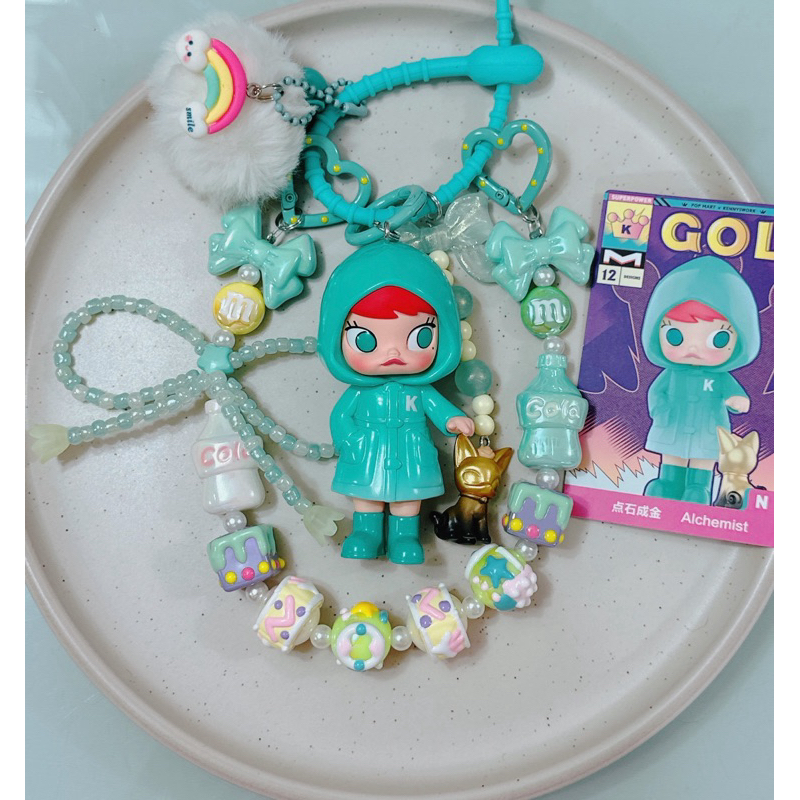 Diy molly ลิขสิทธิ์แท้จากpopmart มีสินค้าอัพเดตตลอด หรือสั่งทำได้เลย ติดต่อFB:Nitima aomsin