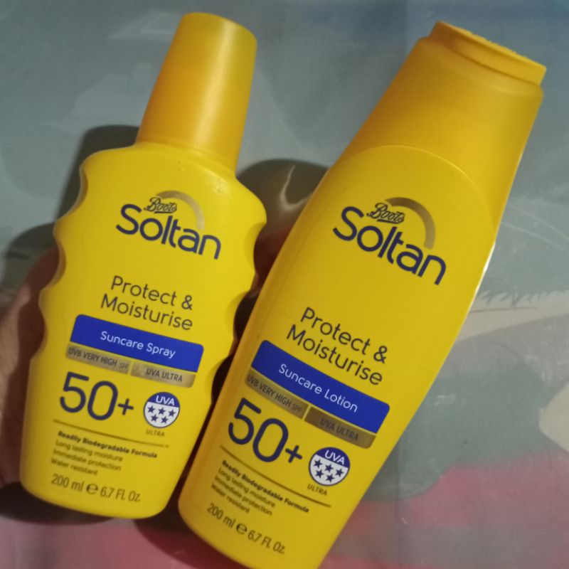 สเปรย์กันแดด โลชั่น Boots Soltan Protect & Moisture Lotion sunscreen spray ครีมกันแดด รังสียูวี 5 St